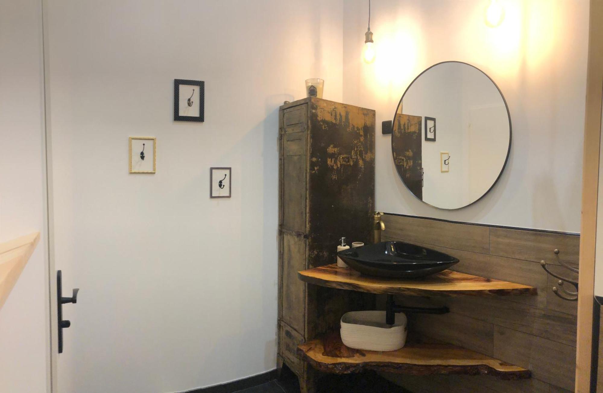 L Inarretable Studio Independant Cubnezais 外观 照片